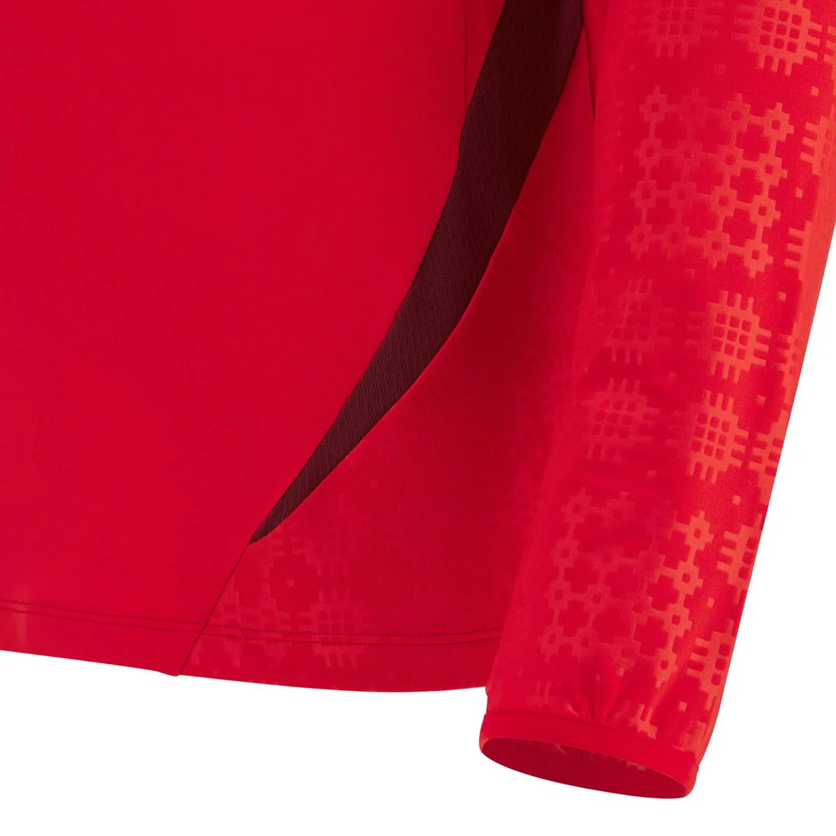 Wales 25/26 Player 1/4 Zip Top by Macron