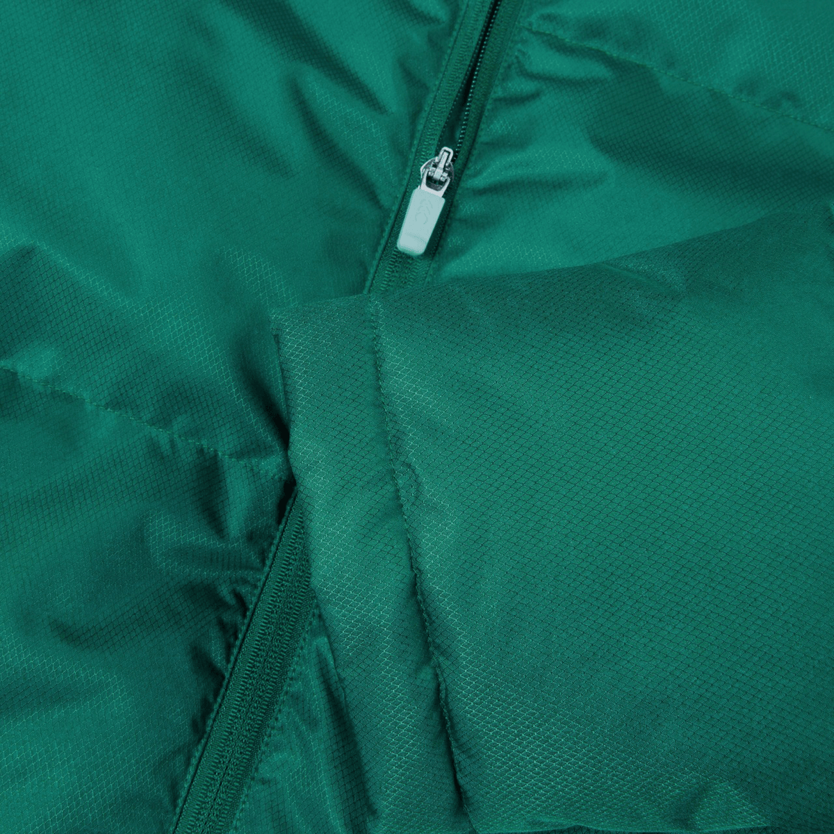 Ireland 24 Puffer Jacket by Canterbury