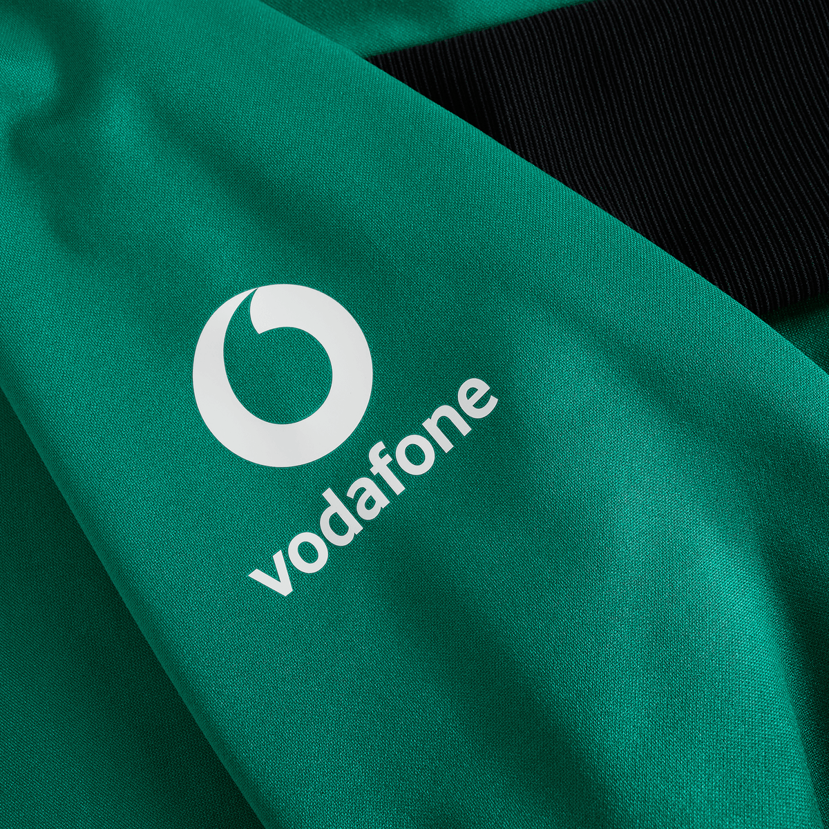 Ireland 25/26 Training Hoodie by Canterbury